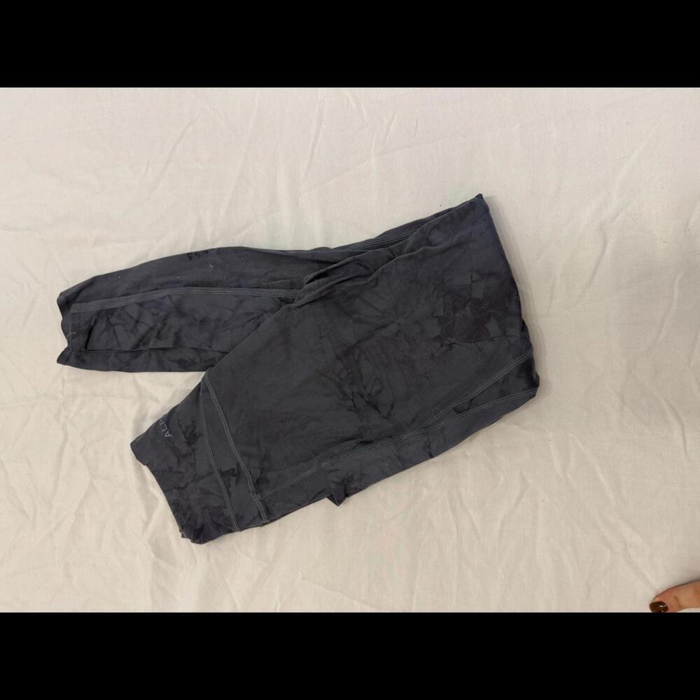 Alphalete Surface Pocket - Medium